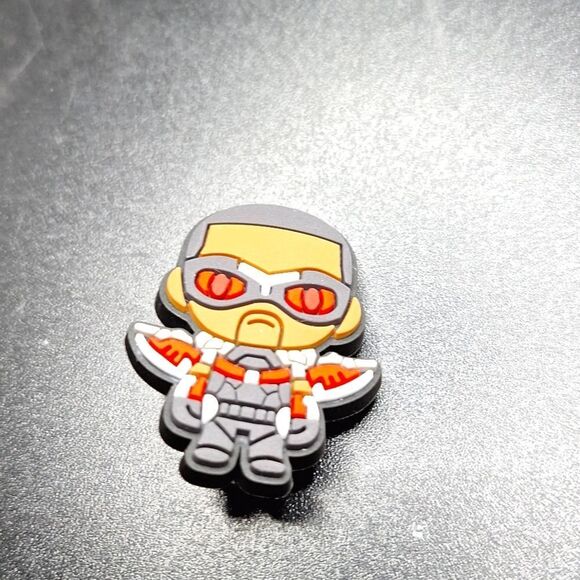 Falcon Avenger jibbit croc shoe charm Marvel character - Picture 1 of 2